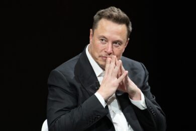 Grokipedia, la nuova enciclopedia di Elon Musk