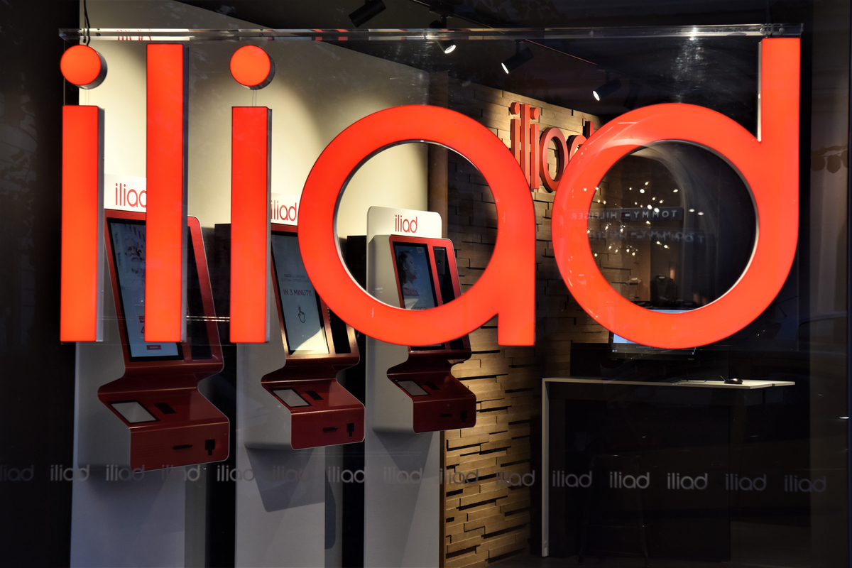 Nuova offerta Iliad: 150 GB, minuti e SMS illimitati Nuova offerta Iliad: 150 GB, minuti e SMS illimitati