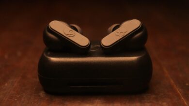 Sony LinkBuds Open, la musica si fonde con l’ambiente