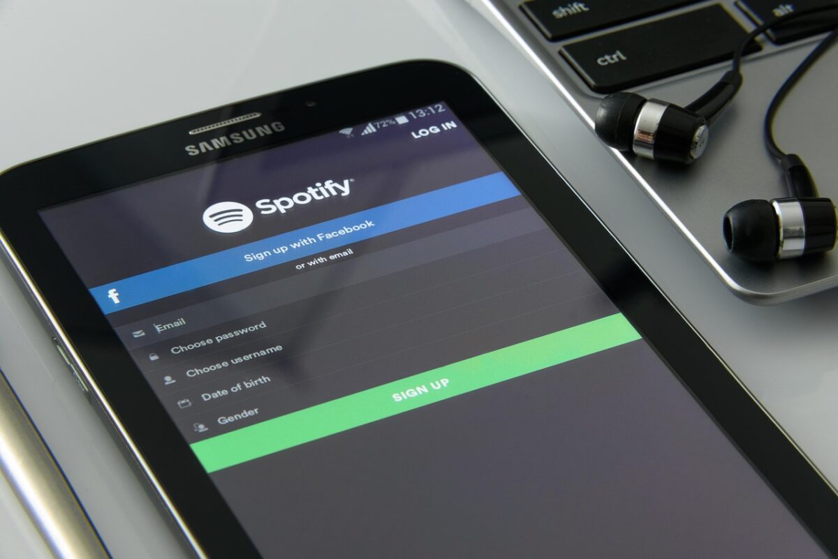 Spotify DJ debutta in Italia: l’intelligenza artificiale generativa rivoluziona l’esperienza sonora Spotify DJ debutta in Italia: l’intelligenza artificiale generativa rivoluziona l’esperienza sonora