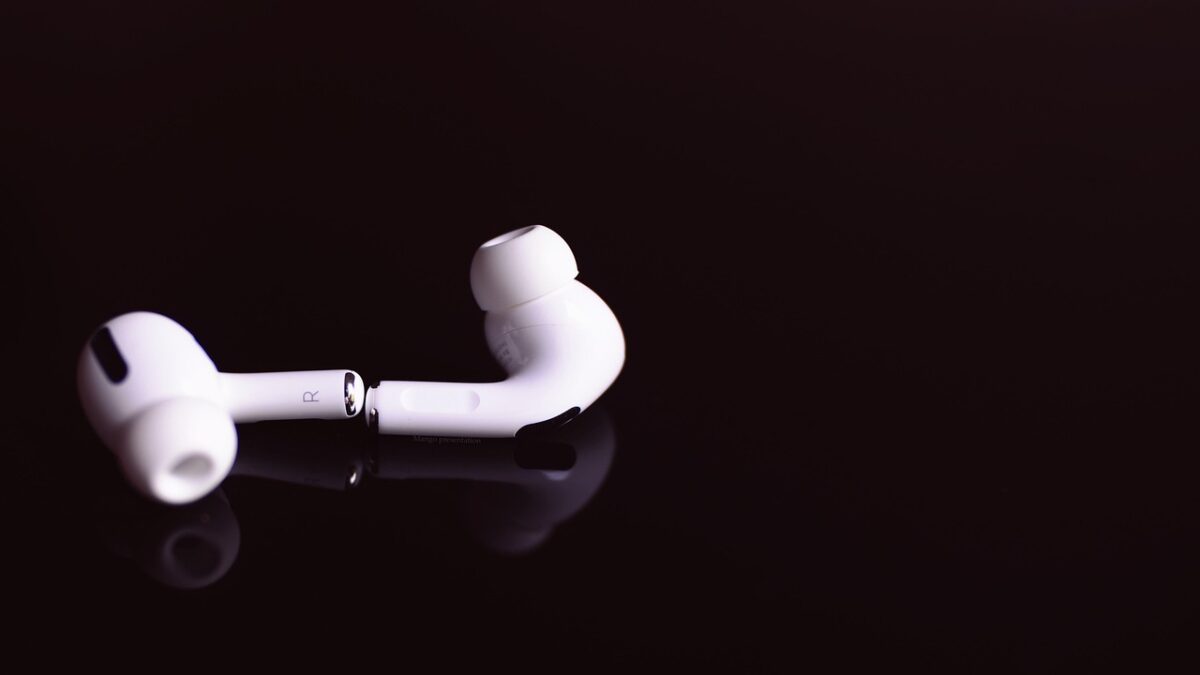 AirPods Pro 2: la nuova frontiera del benessere uditivo sbarca su iPhone AirPods Pro 2: la nuova frontiera del benessere uditivo sbarca su iPhone
