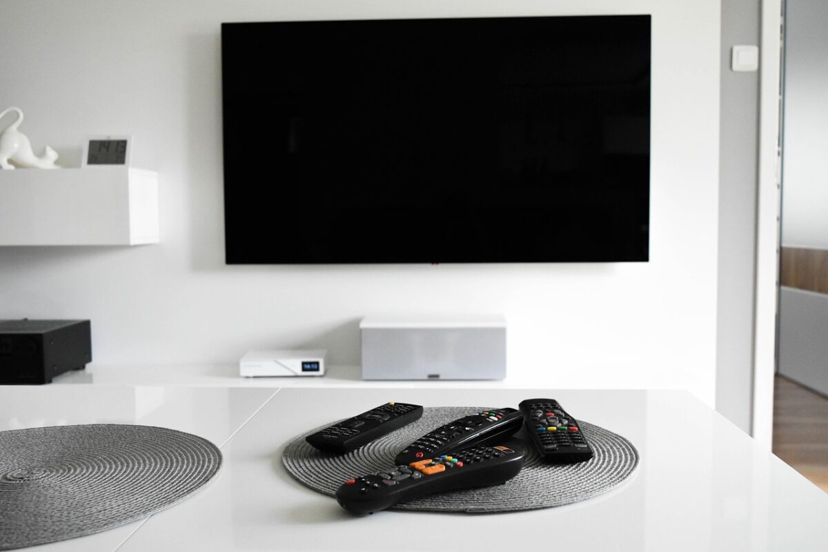 TV Time chiude: come salvare la propria cronologia e scegliere una nuova app per tracciare serie e film TV Time chiude: come salvare la propria cronologia e scegliere una nuova app per tracciare serie e film