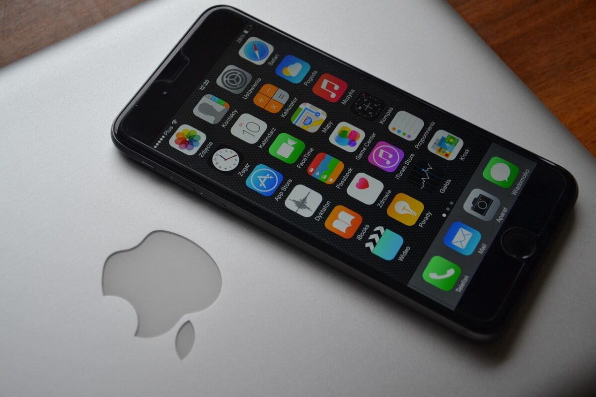 Iphone 18 Pro, Apple prepara un autunno decisivo: ecco le possibili date del keynote e le prime novità Iphone 18 Pro, Apple prepara un autunno decisivo: ecco le possibili date del keynote e le prime novità