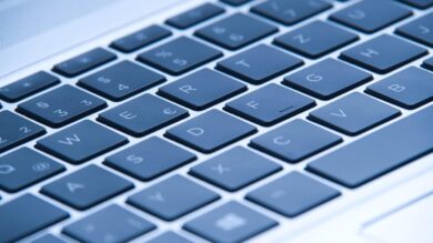 Windows 11 ibernazione adattiva e gestione batteria